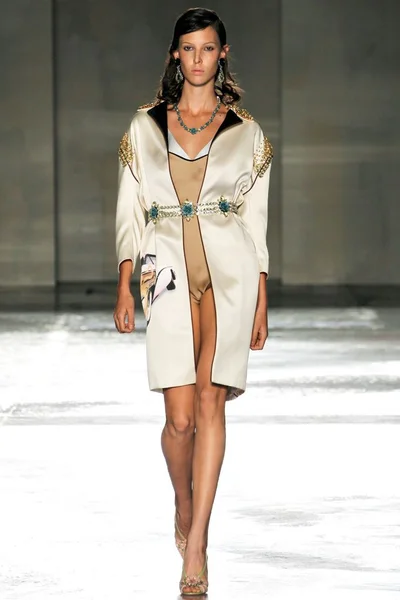 Look 34